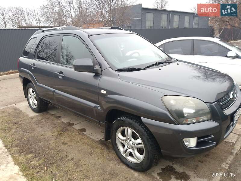 Позашляховик / Кросовер Kia Sportage 2008 в Гадячі