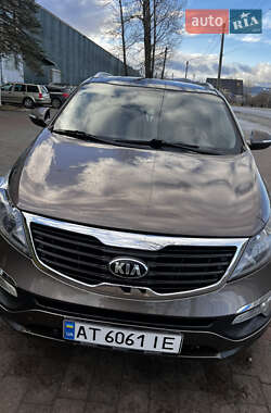 Внедорожник / Кроссовер Kia Sportage 2012 в 