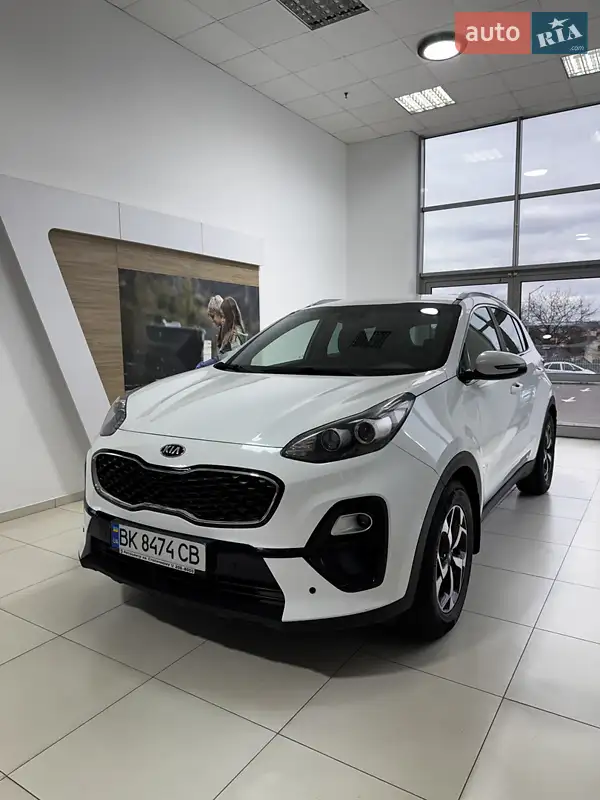 Позашляховик / Кросовер Kia Sportage 2019 в 