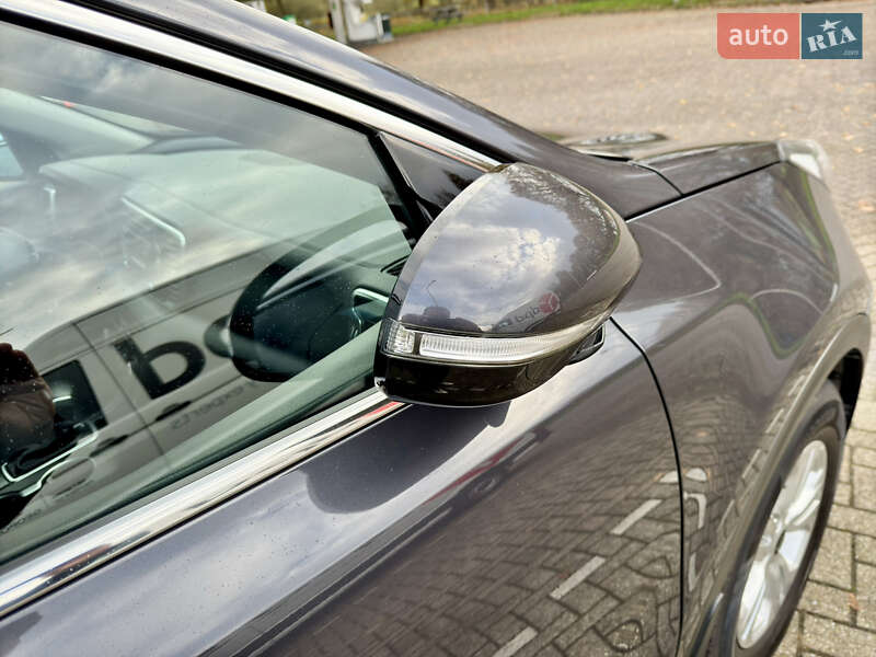 Внедорожник / Кроссовер Kia Sportage 2017 в Львове