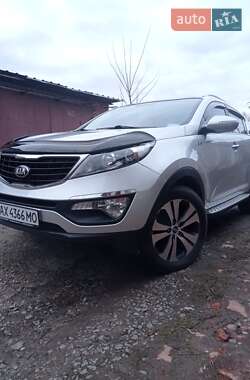 Позашляховик / Кросовер Kia Sportage 2013 в Харкові