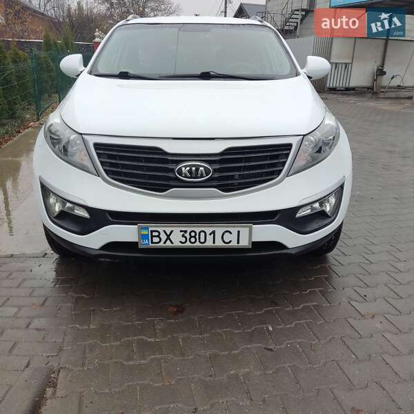 Внедорожник / Кроссовер Kia Sportage 2012 в Хусте