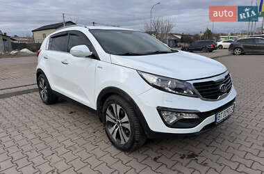 Внедорожник / Кроссовер Kia Sportage 2011 в Нововолынске