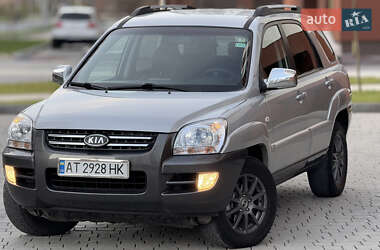 Позашляховик / Кросовер Kia Sportage 2006 в Івано-Франківську