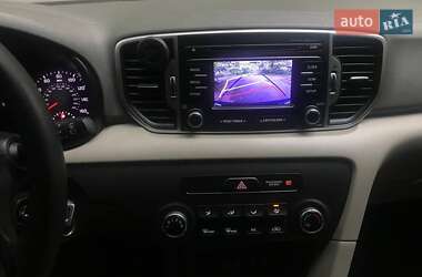 Внедорожник / Кроссовер Kia Sportage 2017 в 