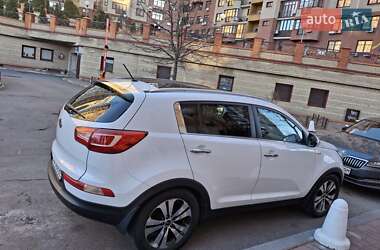 Внедорожник / Кроссовер Kia Sportage 2011 в Киеве