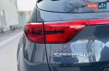 Внедорожник / Кроссовер Kia Sportage 2017 в Днепре