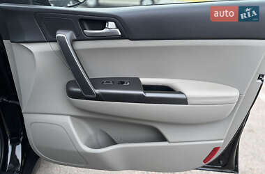 Внедорожник / Кроссовер Kia Sportage 2021 в 