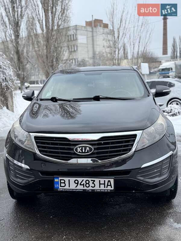 Внедорожник / Кроссовер Kia Sportage 2012 в Полтаве