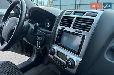 Внедорожник / Кроссовер Kia Sportage 2007 в Луцке