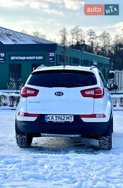 Внедорожник / Кроссовер Kia Sportage 2011 в Ирпене