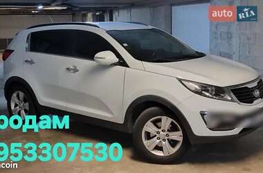 Внедорожник / Кроссовер Kia Sportage 2012 в Черновцах