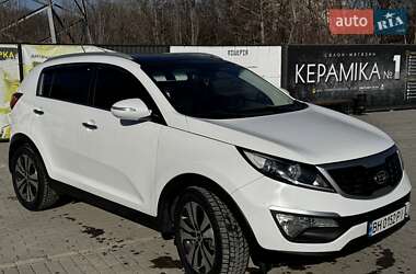 Внедорожник / Кроссовер Kia Sportage 2011 в Каменец-Подольском