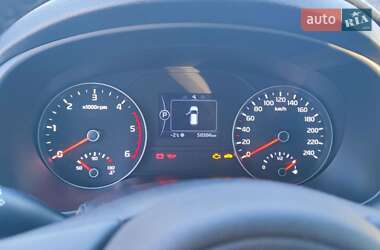 Внедорожник / Кроссовер Kia Sportage 2017 в 