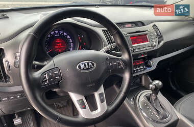 Внедорожник / Кроссовер Kia Sportage 2013 в Днепре