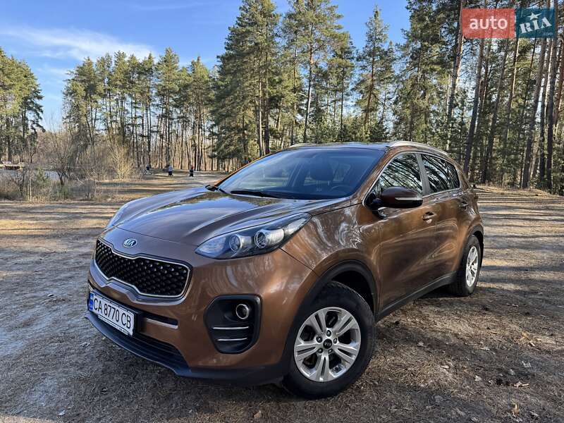 Внедорожник / Кроссовер Kia Sportage 2017 в Корсуне-Шевченковском