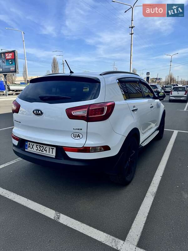 Внедорожник / Кроссовер Kia Sportage 2012 в Киеве