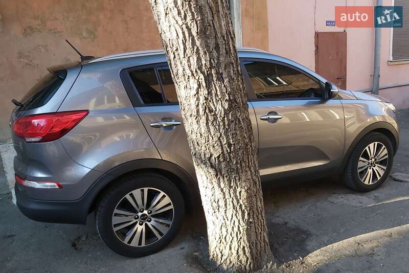 Внедорожник / Кроссовер Kia Sportage 2014 в Одессе