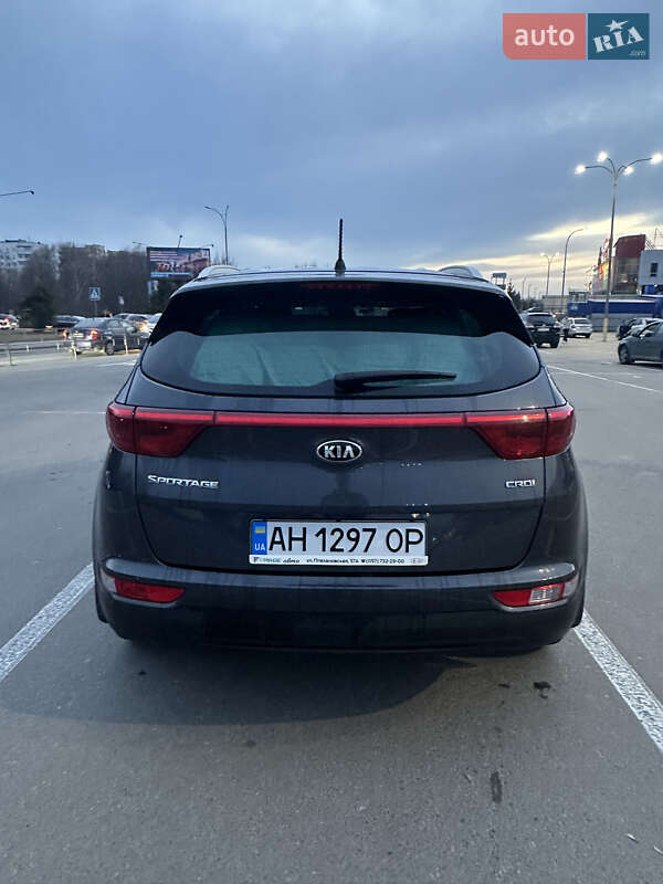 Внедорожник / Кроссовер Kia Sportage 2016 в Хмельницком