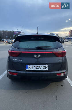 Внедорожник / Кроссовер Kia Sportage 2016 в 