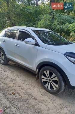 Внедорожник / Кроссовер Kia Sportage 2011 в Хмельнике