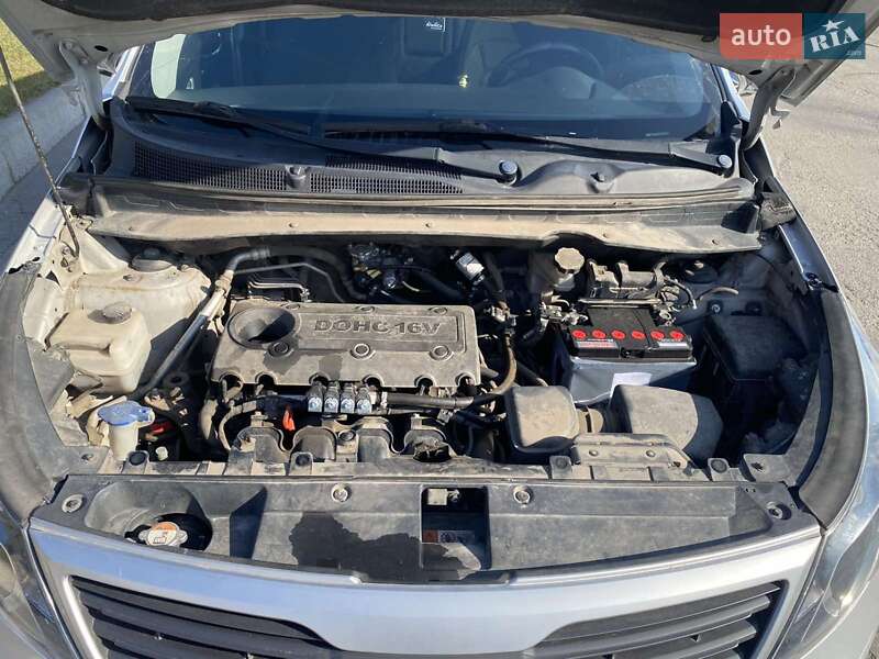 Позашляховик / Кросовер Kia Sportage 2011 в Запоріжжі