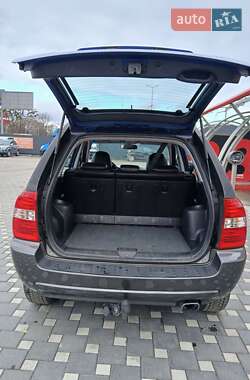 Внедорожник / Кроссовер Kia Sportage 2006 в 