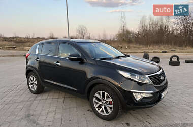 Позашляховик / Кросовер Kia Sportage 2015 в Львові