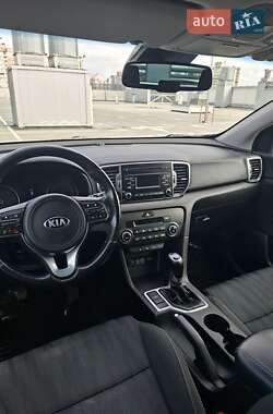 Внедорожник / Кроссовер Kia Sportage 2017 в 