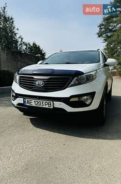 Внедорожник / Кроссовер Kia Sportage 2012 в 