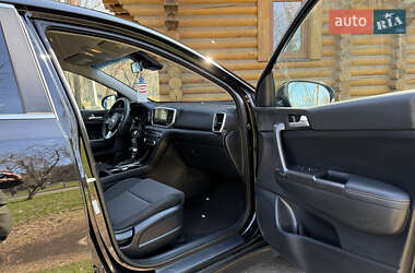Позашляховик / Кросовер Kia Sportage 2021 в 