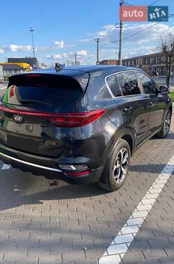Позашляховик / Кросовер Kia Sportage 2018 в 