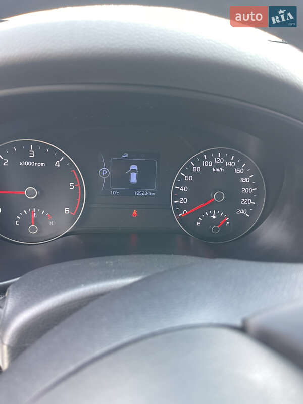 Внедорожник / Кроссовер Kia Sportage 2017 в Львове