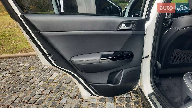 Внедорожник / Кроссовер Kia Sportage 2019 в Киеве