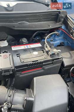 Внедорожник / Кроссовер Kia Sportage 2012 в 