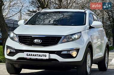 Внедорожник / Кроссовер Kia Sportage 2015 в 