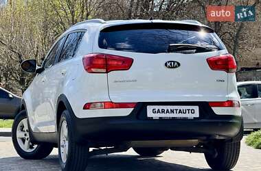 Внедорожник / Кроссовер Kia Sportage 2015 в 