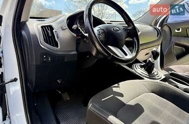 Внедорожник / Кроссовер Kia Sportage 2015 в 
