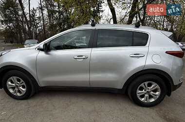 Внедорожник / Кроссовер Kia Sportage 2017 в 