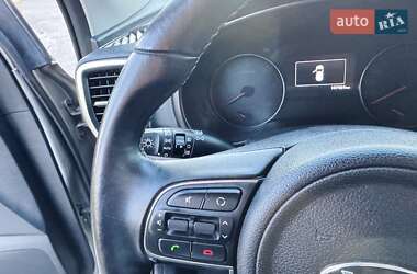 Позашляховик / Кросовер Kia Sportage 2017 в 