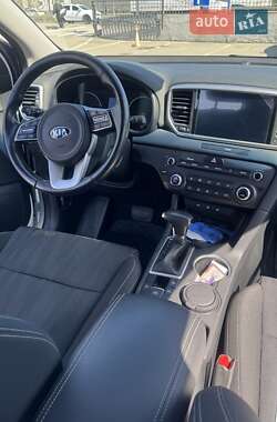 Позашляховик / Кросовер Kia Sportage 2021 в 