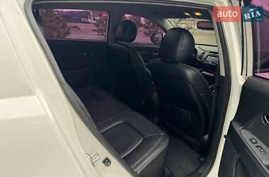 Внедорожник / Кроссовер Kia Sportage 2012 в 