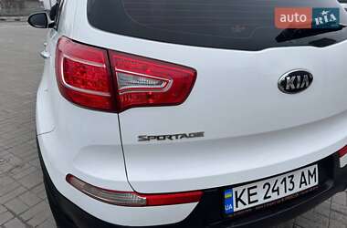 Внедорожник / Кроссовер Kia Sportage 2012 в 