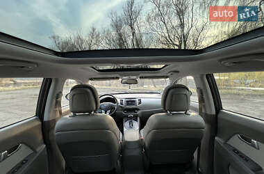 Внедорожник / Кроссовер Kia Sportage 2012 в 