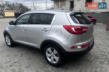 Позашляховик / Кросовер Kia Sportage 2012 в 