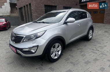 Позашляховик / Кросовер Kia Sportage 2012 в 