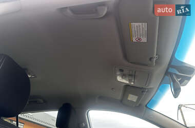 Позашляховик / Кросовер Kia Sportage 2012 в 