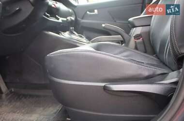 Внедорожник / Кроссовер Kia Sportage 2010 в 