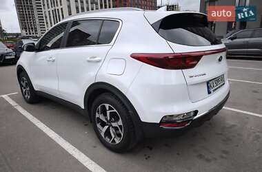 Позашляховик / Кросовер Kia Sportage 2020 в 