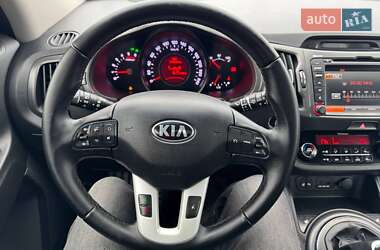Внедорожник / Кроссовер Kia Sportage 2013 в 